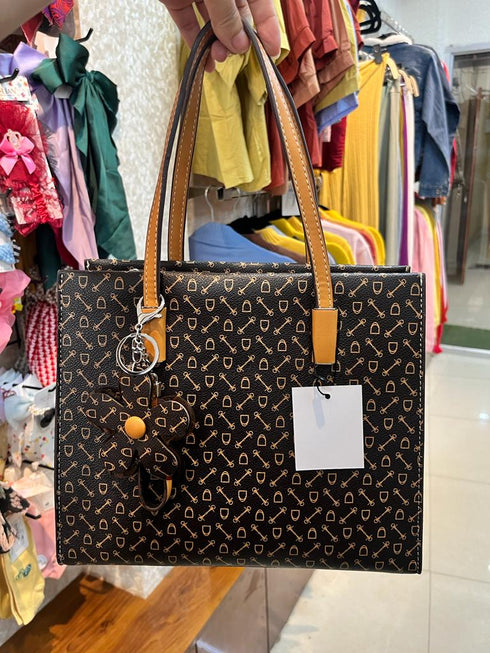 Fashion & Lassic Premium Medium Size Handbag